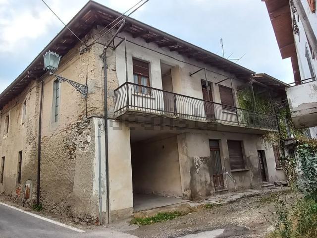 Appartamento in vendita a Inarzo, Varese