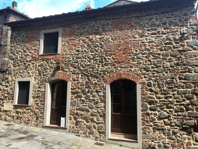 Appartamento in vendita a Bucine, Toscana