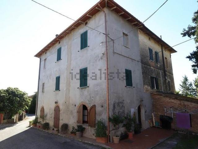 Appartamento in vendita a Chiusi Città, Toscana