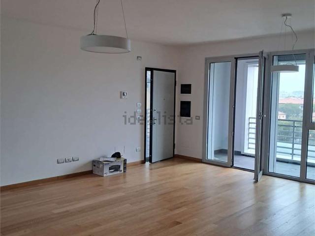 Appartamento in vendita a Modena, Quartiere Albareto