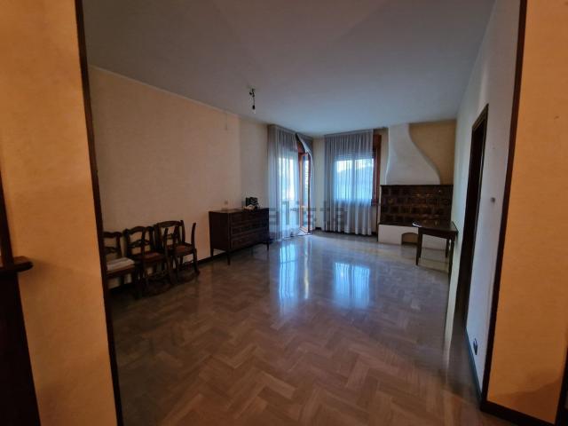 Appartamento in vendita a Viadana, Lombardia