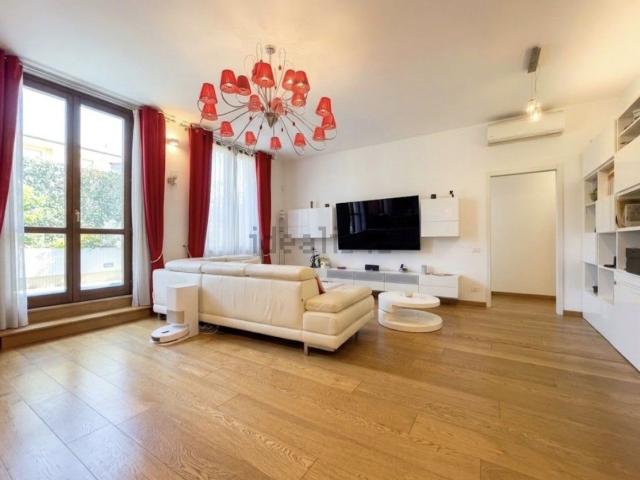 Attico in vendita a Villa Fiorita, Cassina De' Pecchi