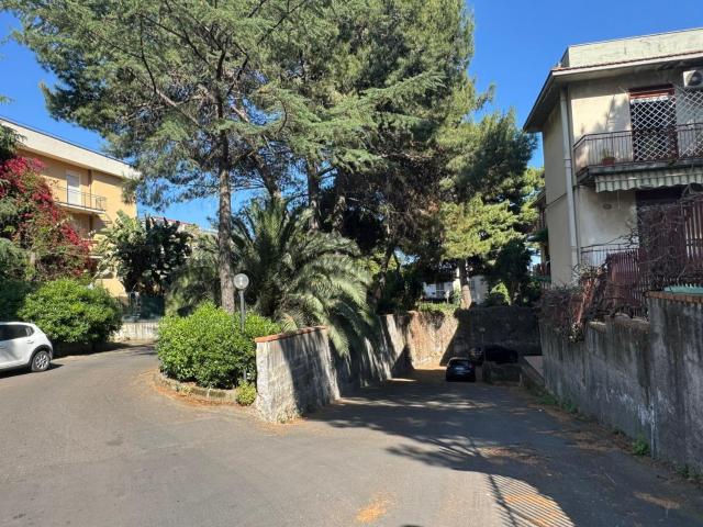 Appartamento in vendita a Gravina Di Catania, Sicilia