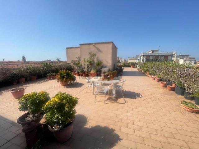 Appartamento in vendita a Livorno, Toscana