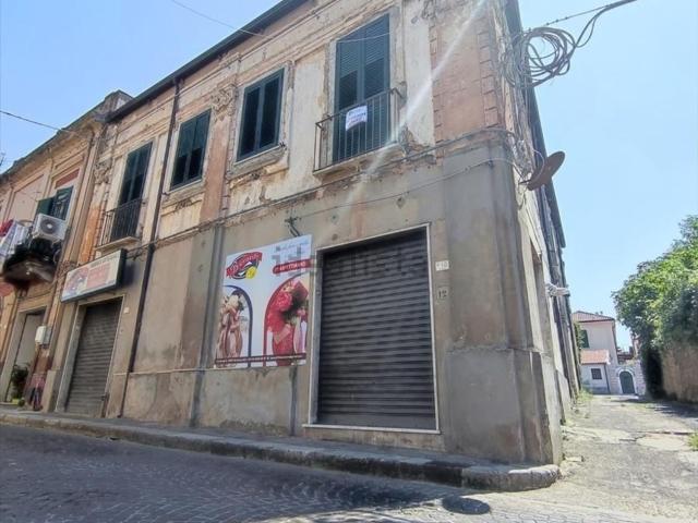 Appartamento in vendita a Calabria, Reggio Calabria