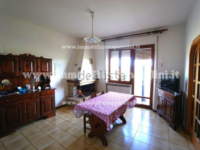 Appartamento in vendita a Villa Potenza, Macerata