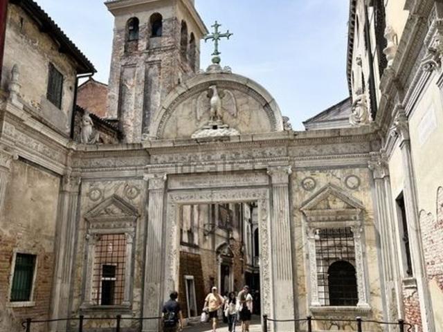 Appartamento in vendita a San Polo, Venezia