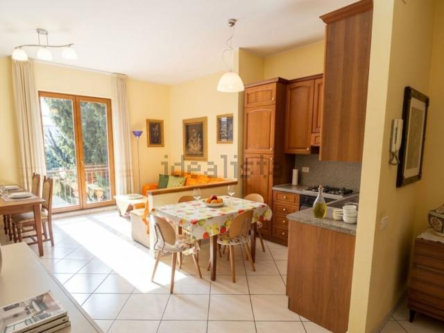 Appartamento in vendita a Calcinate, Lombardia