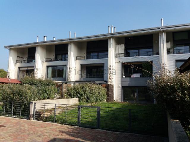 Attico in vendita a Aurisina Cave / Nabrežina Kamnolomi, Aurisina