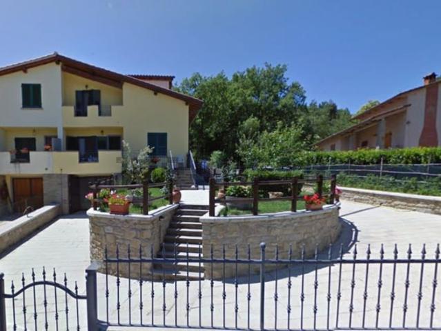 Appartamento in vendita a Castel San Niccolò, Toscana