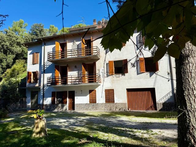 Appartamento in vendita a Spoleto, Umbria