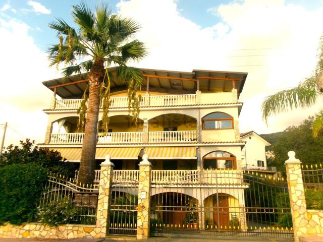 Appartamento in vendita a Fuscaldo Marina, Calabria