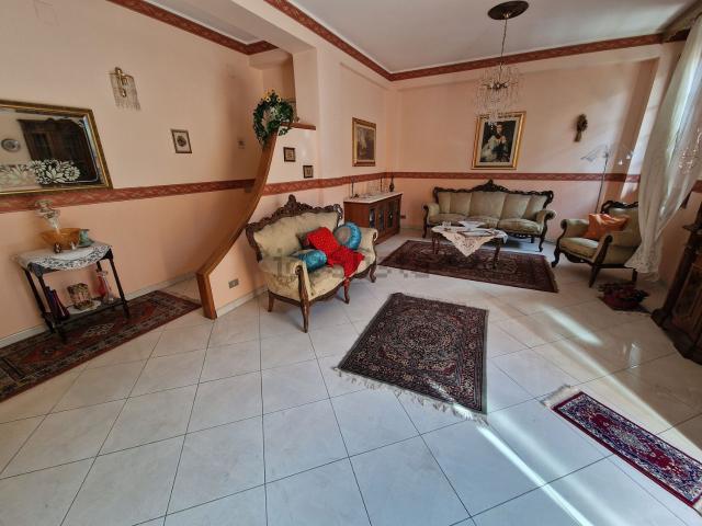 Appartamento in vendita a Santa Venerina, Sicilia