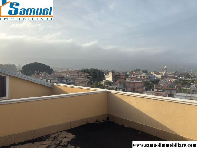 Attico in vendita a Giarre, Catania