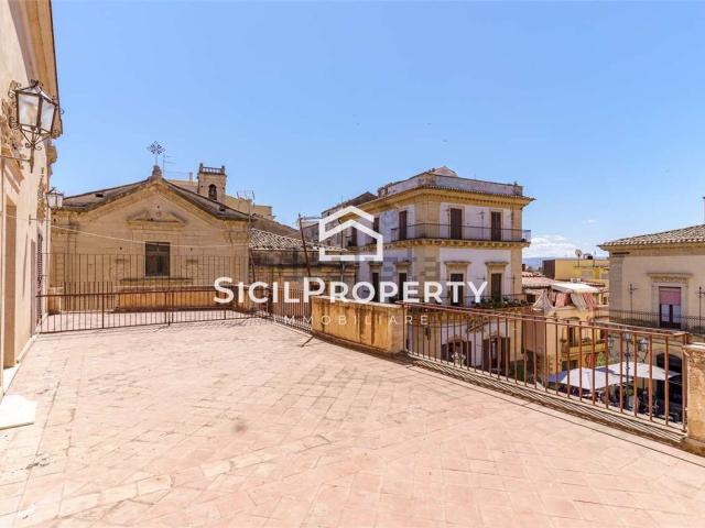 Appartamento in vendita a Militello In Val Di Catania, Sicilia