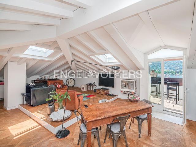 Attico in vendita a Sant'Agostino, Como