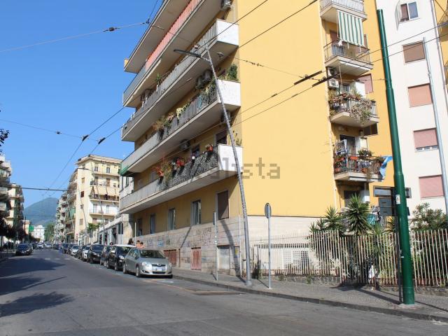 Appartamento in vendita a Portici, Napoli