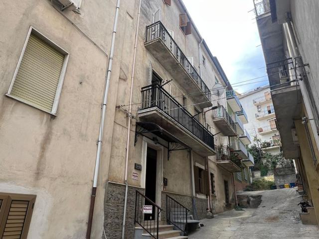 Appartamento in vendita a Mirto, Calabria