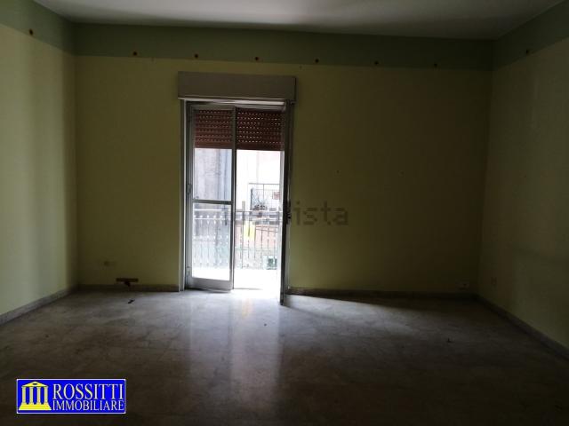 Appartamento in vendita a Paternò, Sicilia