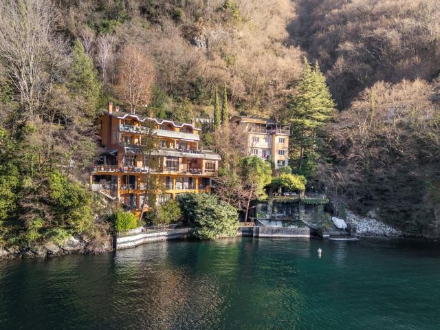 Attico in vendita a Nesso, Lombardia