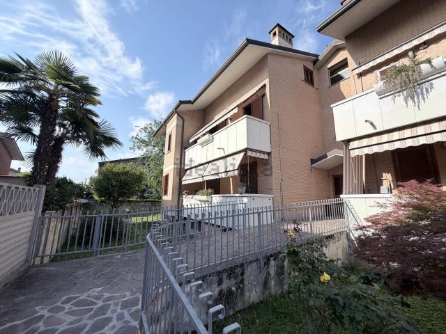 Appartamento in vendita a Cascina Corridori, Bollate
