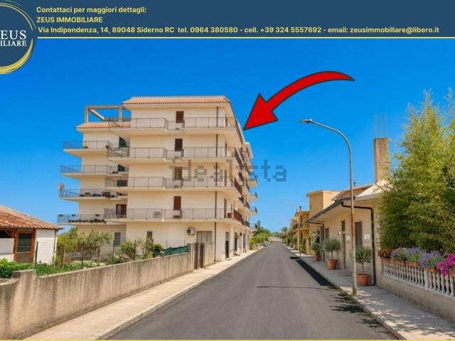Appartamento in vendita a Calabria, Reggio Calabria