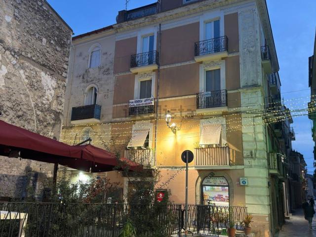 Appartamento in vendita a Porta Roma, Salto Di Fondi