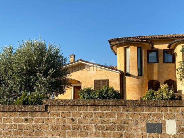 Appartamento in vendita a Fabrica Di Roma, Lazio