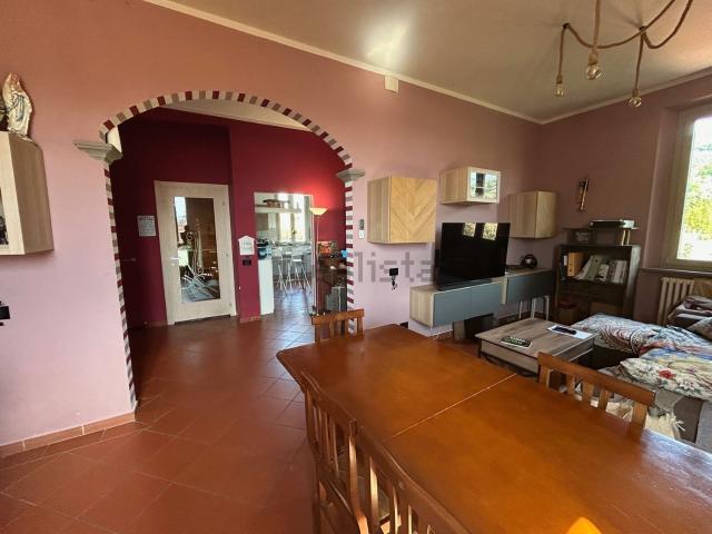 Appartamento in vendita a Chiesina Montalese, Pistoia