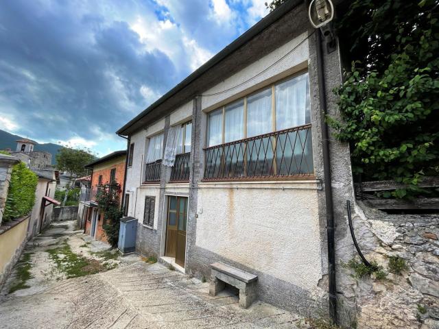 Appartamento in vendita a Borgorose, Lazio