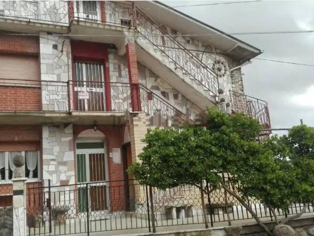 Appartamento in vendita a Montefalcone Di Val, Campania