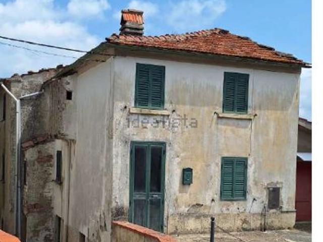 Appartamento in vendita a Vernio, Toscana