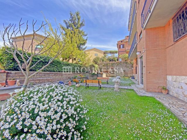 Appartamento in vendita a Casal Bernocchi, Roma Capitale