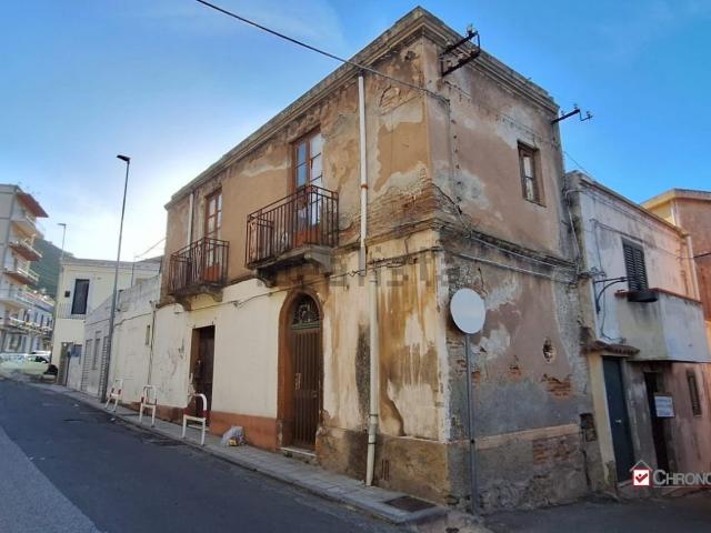 Appartamento in vendita a III Circoscrizione, Messina