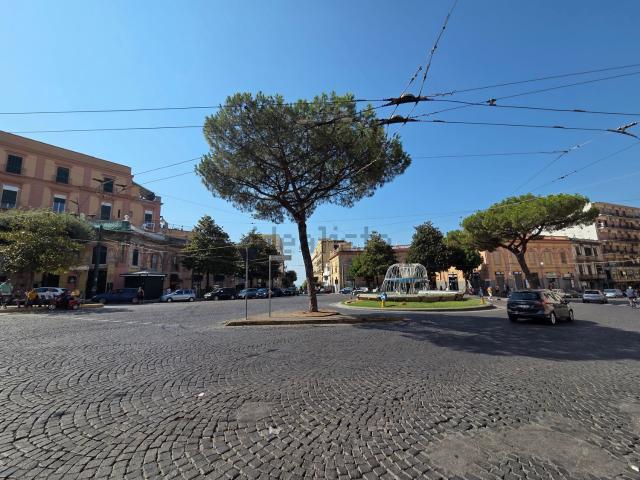 Appartamento in vendita a Portici, Campania