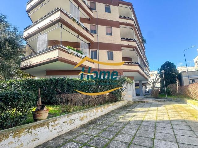 Appartamento in vendita a Puglia, Bari