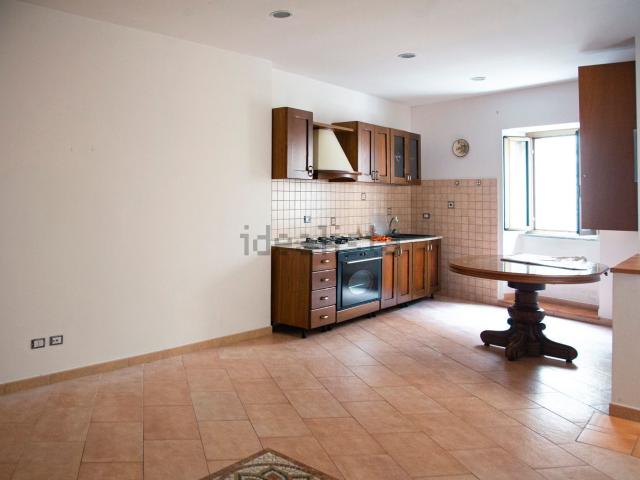 Appartamento in vendita a Priverno, Lazio