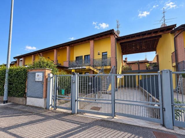 Appartamento in vendita a Albuzzano, Pavia