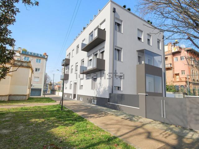 Attico in vendita a Padova, Arcella