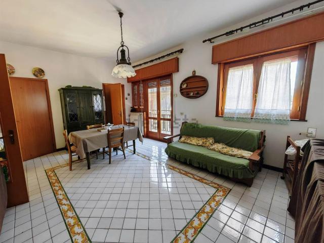 Appartamento in vendita a Paternò, Sicilia