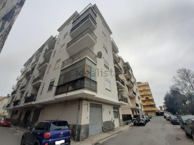 Appartamento in vendita a Calabria, Reggio Calabria