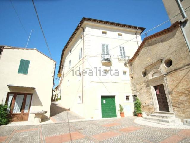 Appartamento in vendita a Toffia, Lazio