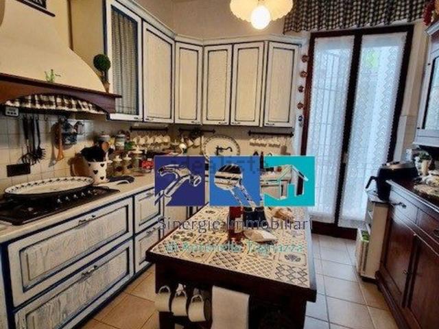 Appartamento in vendita a Adriatico, Marche