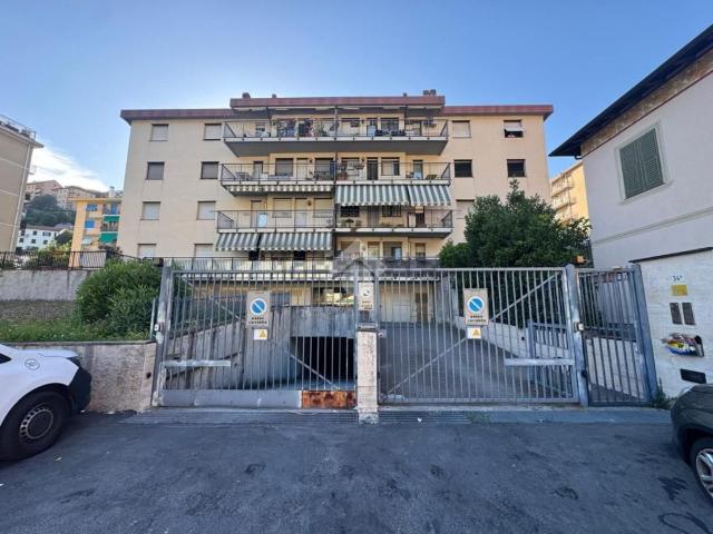 Appartamento in vendita a Val Polcevera, Serra Riccò