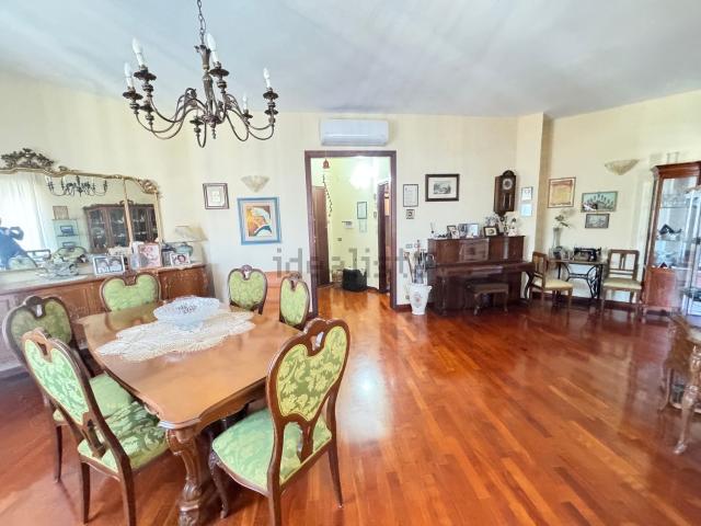 Appartamento in vendita a Vallo Della Lucania, Campania