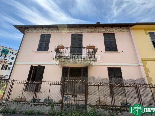 Appartamento in vendita a La Spezia, Liguria