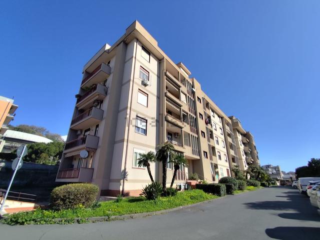 Appartamento in vendita a Picanello-Ognina-Barriera-Canalicchio, Catania