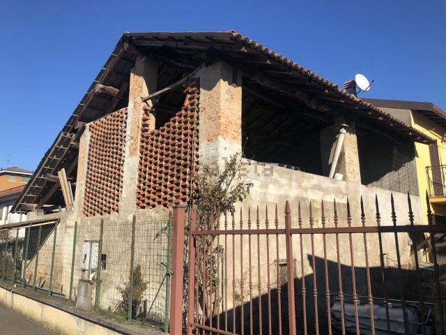 Appartamento in vendita a Lacchiarella, Lombardia