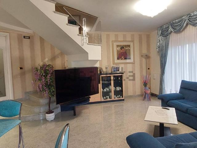 Appartamento in vendita a Piane di Morro, Folignano