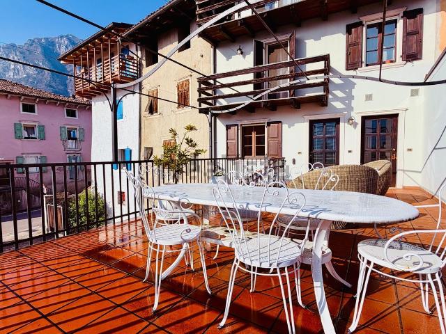 Appartamento in vendita a Comunità Alto Garda e Ledro, Riva